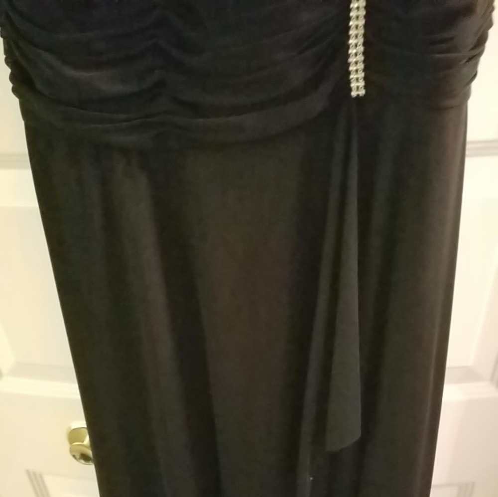 Evening dress - Picture 4 of 7